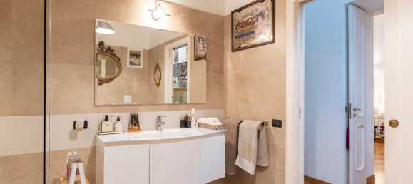 4 bedrooms Apartment in Naples, Italy No. 363859 17