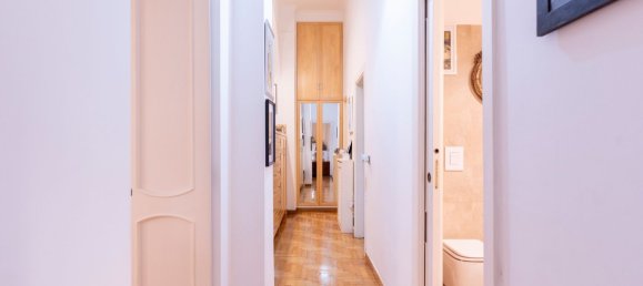 4 bedrooms Apartment in Naples, Italy No. 363859 10