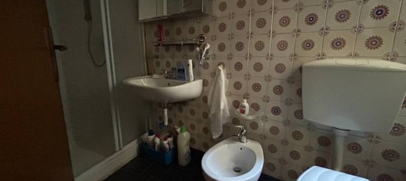 5 bedrooms House in Roccavignale, Italy No. 329249 4