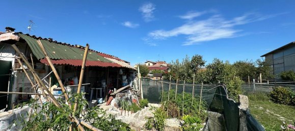 3 bedrooms House in Caresana, Italy No. 323047 11