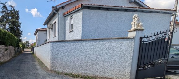 Casa de 2 dormitorios en Bonson, France No. 279308 2