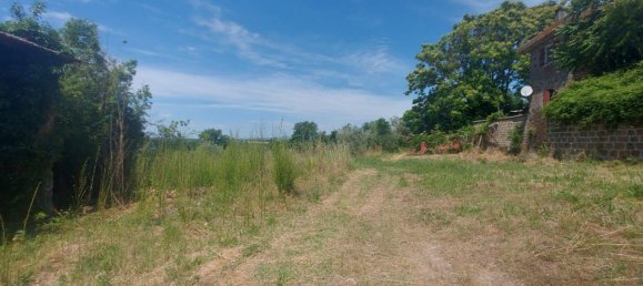 285406m² Land in Civita Castellana, Italy No. 297450 2