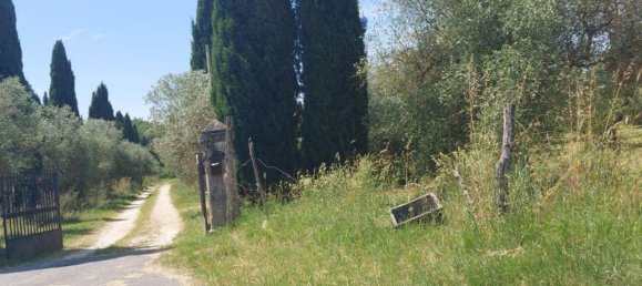 285406m² Land in Civita Castellana, Italy No. 297450 15