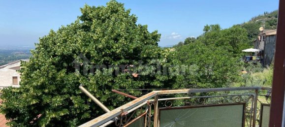 3 bedrooms Apartment in Palestrina, Italy No. 34384 4