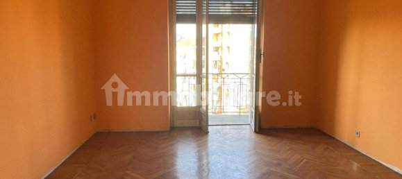 2 bedrooms Apartment in Turin, Italy No. 150651 12