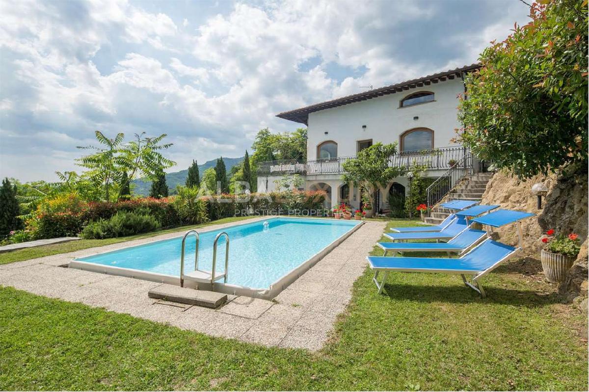 Villa T12 em Pescia, Italy N.º 148805