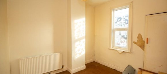 3 bedrooms House in Gainsborough, United Kingdom No. 2546 6