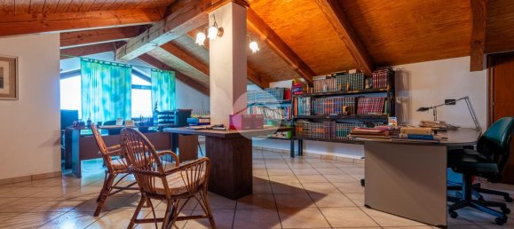 4 bedrooms Villa in Narzole, Italy No. 263968 19