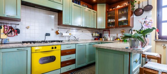 4 bedrooms Villa in Narzole, Italy No. 263968 5