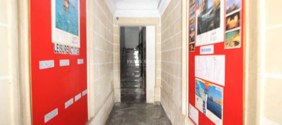 Таунхаус с 3 спальнями в Паола, Мальта № 1750 3