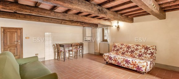 9 rooms House in Talla, Italy No. 263300 11