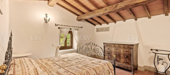 9 rooms House in Talla, Italy No. 263300 10