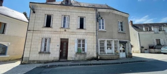 3 bedrooms Villa in Loches, France No. 265492 2