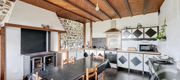 Casa de 6 dormitorios en Cotes-d'Armor, France No. 202338 4