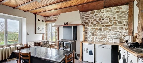 Casa de 6 dormitorios en Cotes-d'Armor, France No. 202338 5