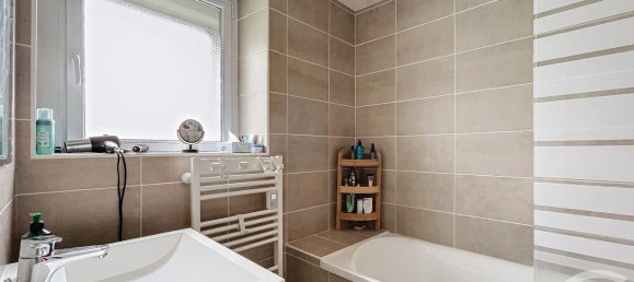 Casa de 6 dormitorios en Cotes-d'Armor, France No. 202338 9