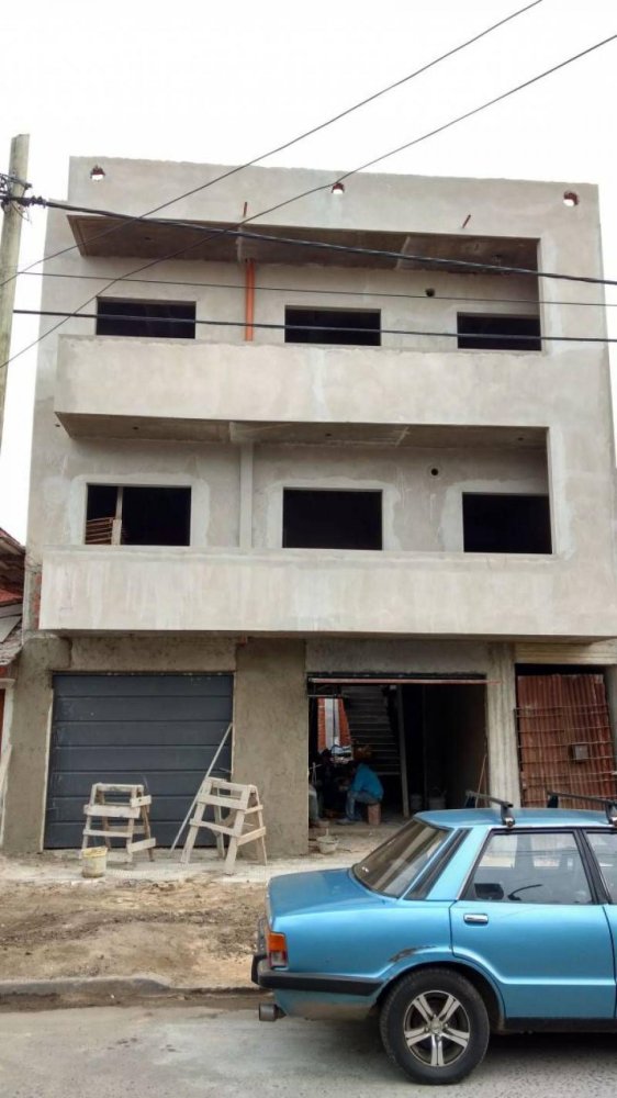 Studio in Avellaneda, Argentina No. 12271