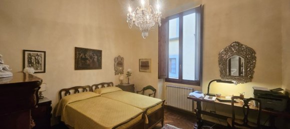 6 rooms Apartment in Florence, Italy No. 291026 16