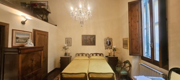 6 rooms Apartment in Florence, Italy No. 291026 11