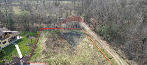 1860m² Land in Roasio, Italy No. 46574 15