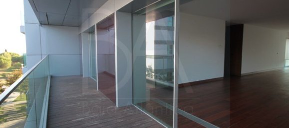 4 bedrooms Apartment in Lisbon, Portugal No. 81039 13