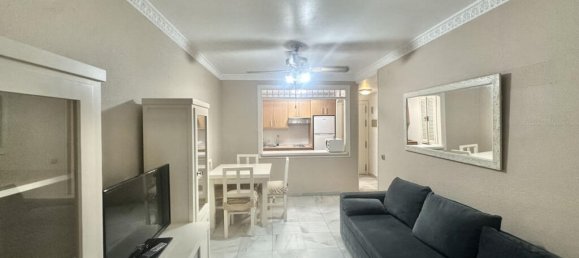 1 bedroom Apartment in Marbella, Spain No. 246108 4