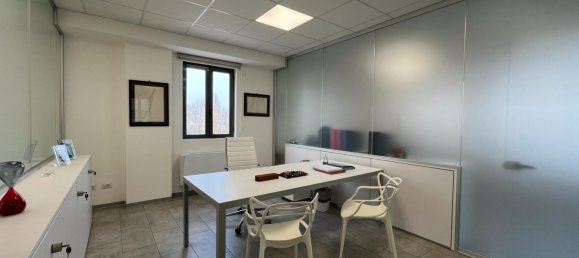 مكتب في Parma, Italy 159متر مربع رقم 176230 4