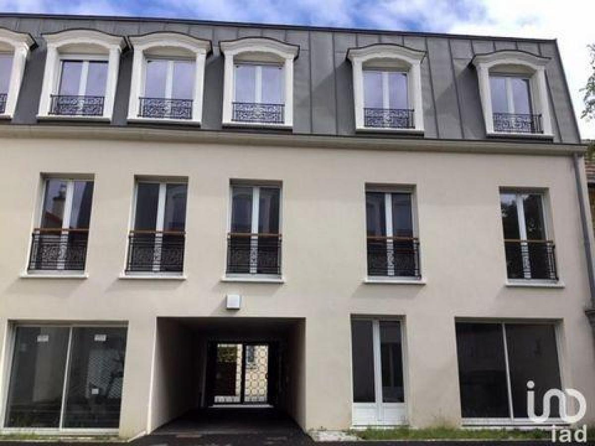 Studio à condo à Villemomble, France No. 24081