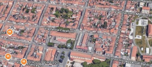 3 rooms Apartment in Viareggio, Italy No. 191061 13