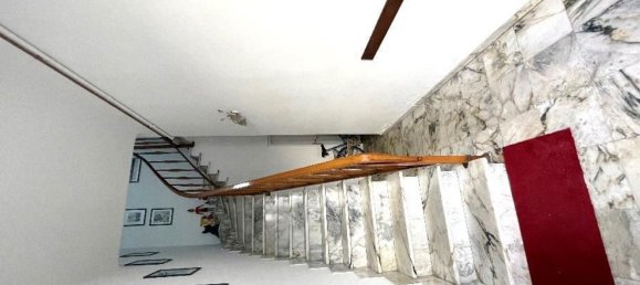 3 rooms Apartment in Viareggio, Italy No. 191061 4