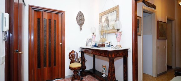 4 rooms Apartment in Rome, Italy No. 75497 6
