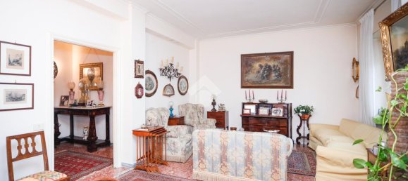 4 rooms Apartment in Rome, Italy No. 75497 8