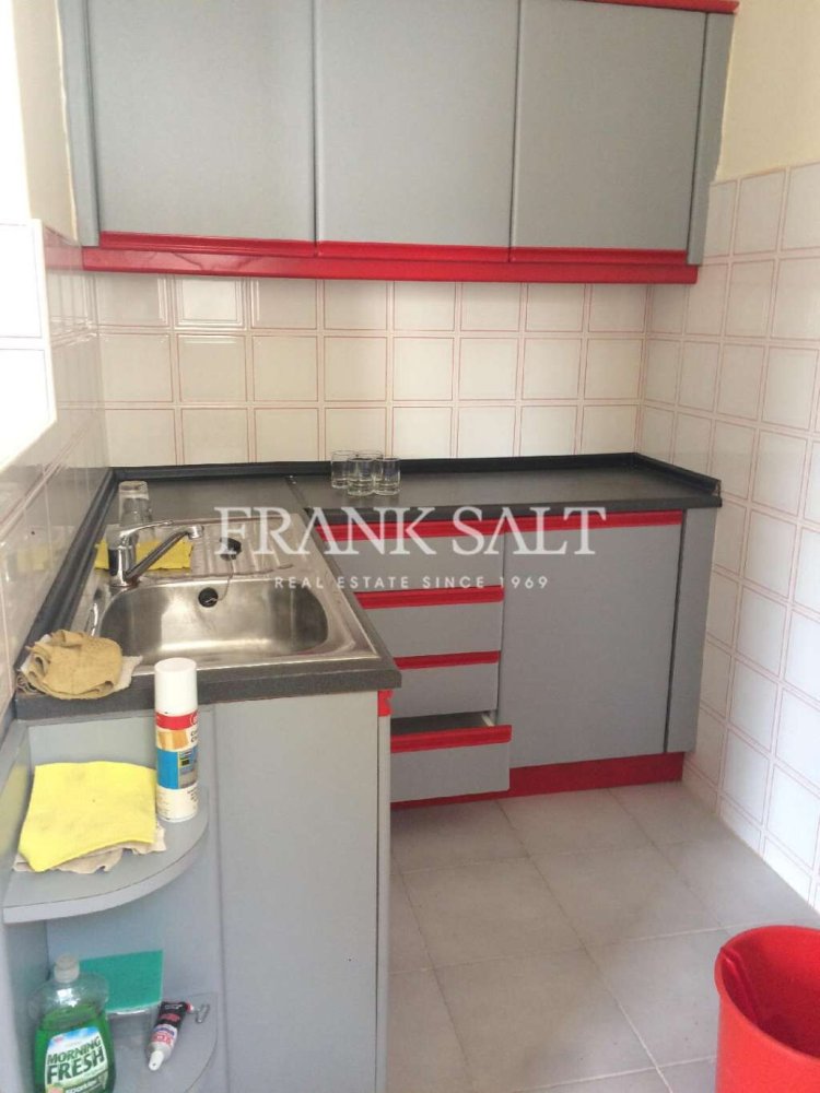 Laden in Bahar ic-Caghaq, Malta 35m², Nr. 12956