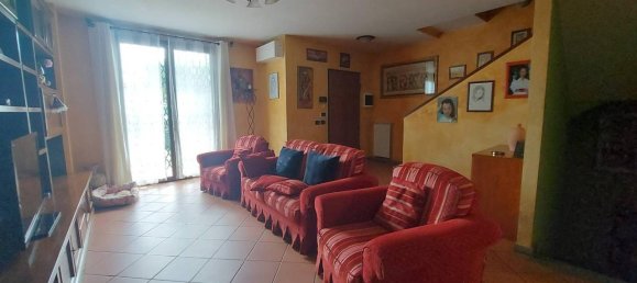 6-salle Maison à Agliana, Italy No. 156770 2