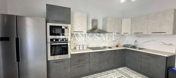 Квартира с 3 спальнями в Корми, Мальта № 5242 22