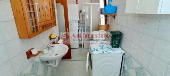 4 rooms Apartment in Casavatore, Italy No. 141894 2