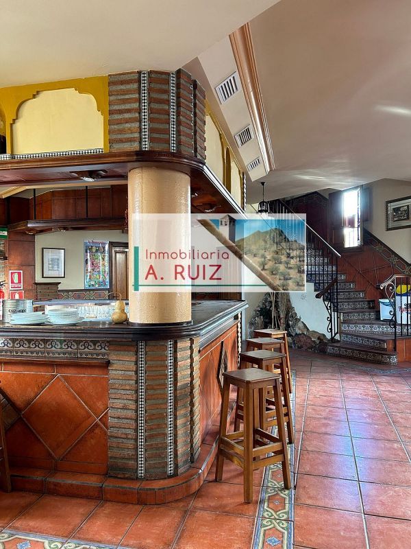 Коммерческая недвижимость в Приего-де-Кордова, Испания № 226038