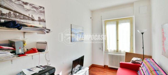 3 rooms Apartment in Erba, Italy No. 81780 16