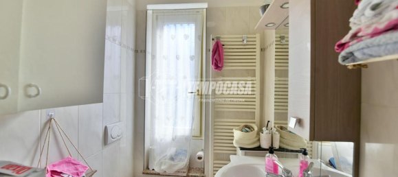 3 rooms Apartment in Erba, Italy No. 81780 14