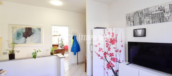 3 rooms Apartment in Erba, Italy No. 81780 10