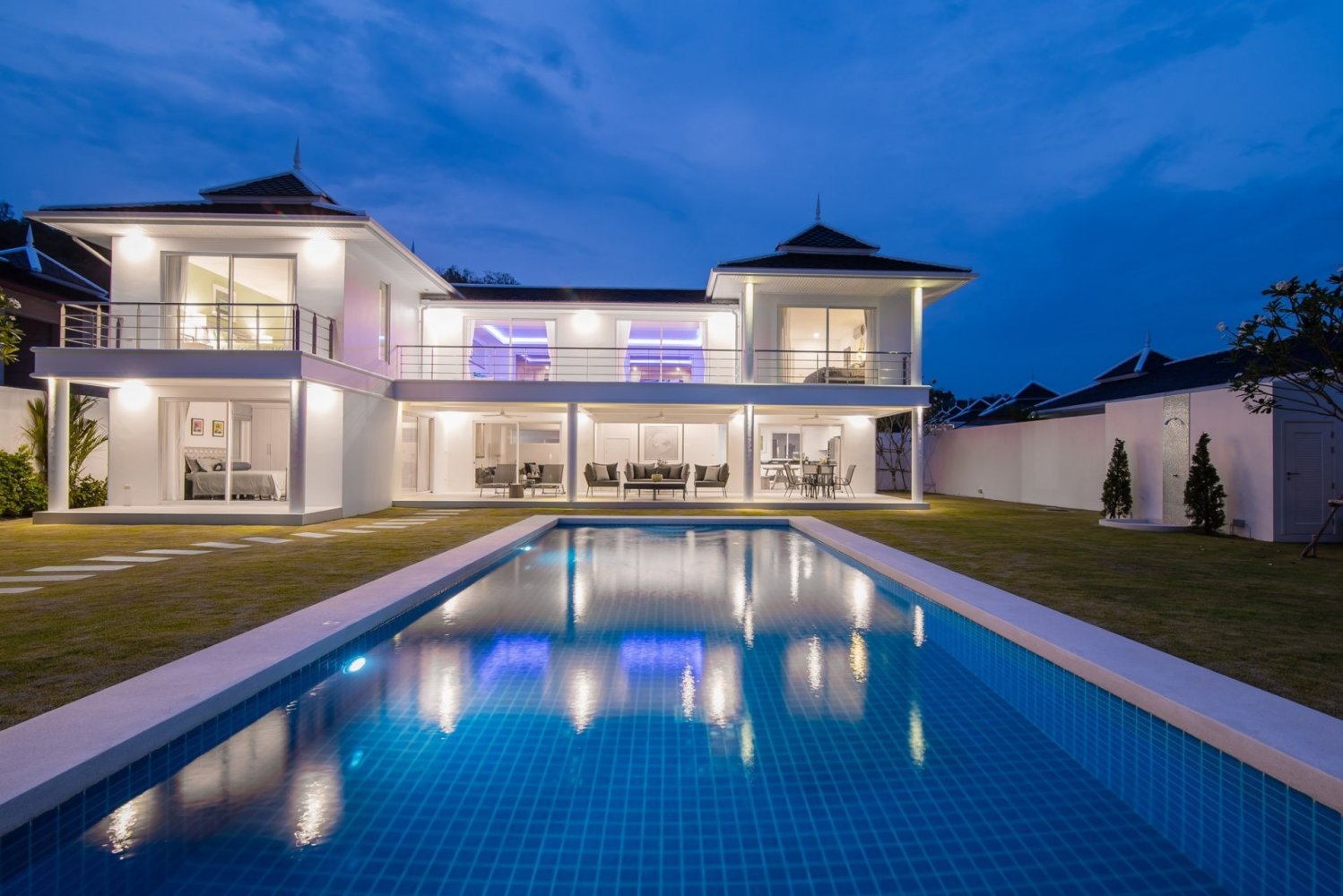 4 bedrooms Cafe / restaurant in Hua Hin, Thailand No. 7016