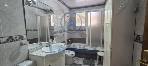 4 bedrooms Apartment in Cordoba, Spain No. 169968 15