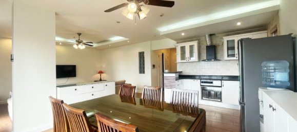 6 bedrooms House in Tay Ho, Vietnam No. 1265 2