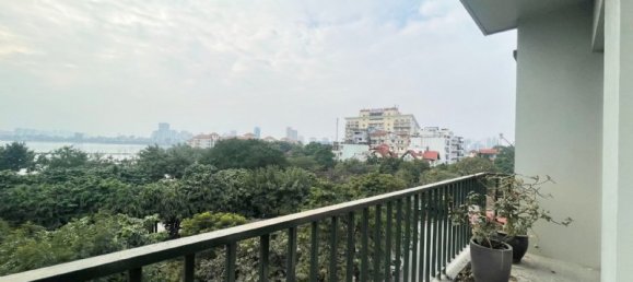 6 bedrooms House in Tay Ho, Vietnam No. 1265 6