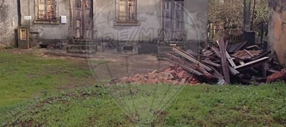 2 bedrooms House in Sao Joao da Madeira, Portugal No. 180102 3