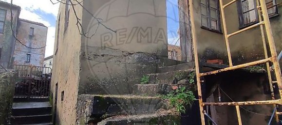 2 bedrooms House in Sao Joao da Madeira, Portugal No. 180102 13