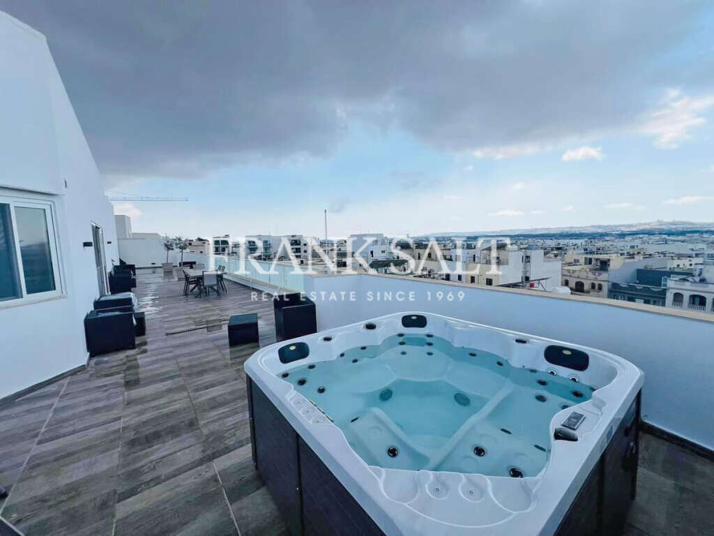 Пентхаус с 3 спальнями в Нашшар, Мальта № 7665