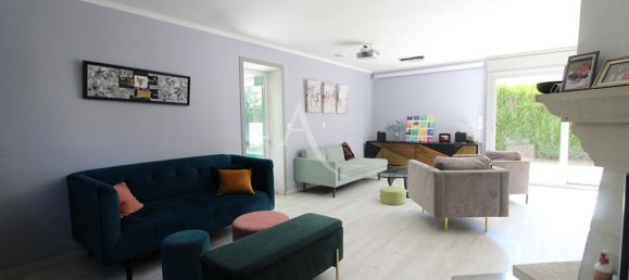 Casa de 4 dormitorios en Vineuil, France No. 77645 2