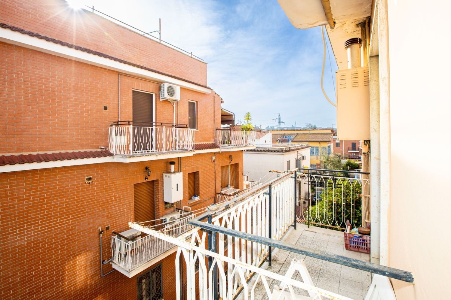 Apartamento de 4 habitaciónes en Ciampino, Italy No. 24573