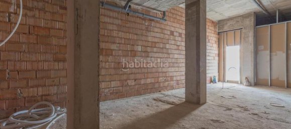 Коммерческая недвижимость 83м² в Марасена, Испания № 180720 8